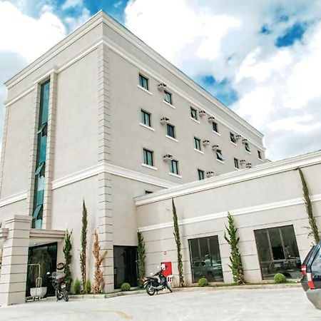 Class Hotel Pouso Alegre Exterior foto