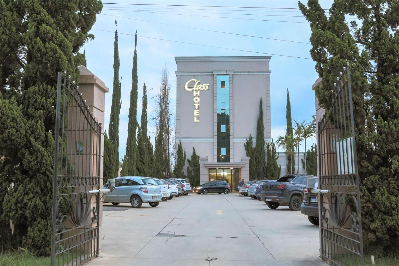 Class Hotel Pouso Alegre Exterior foto