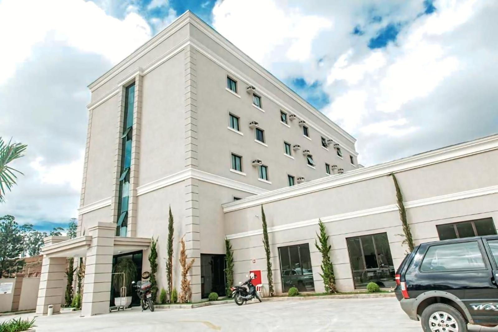 Class Hotel Pouso Alegre Exterior foto