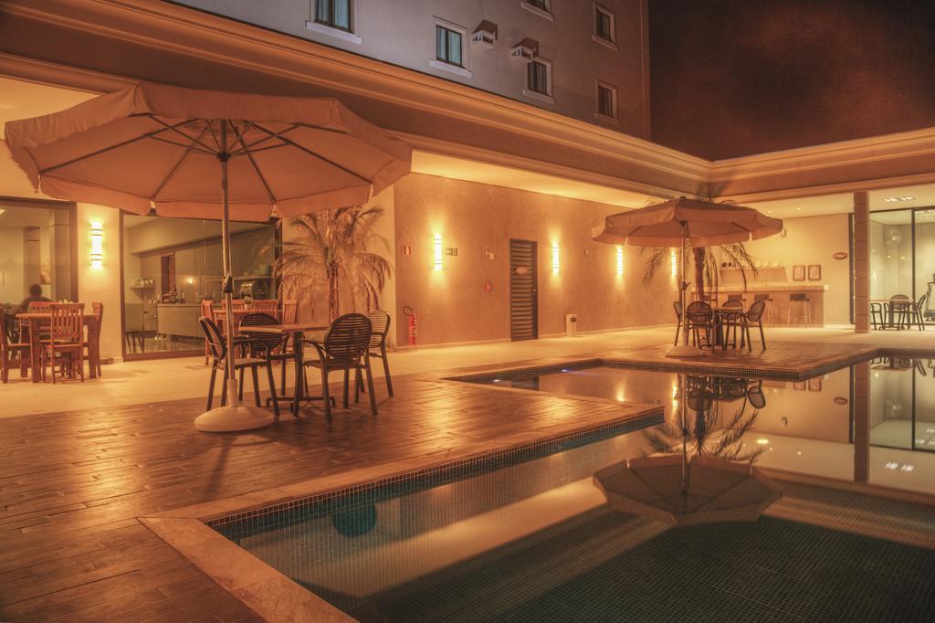 Class Hotel Pouso Alegre Exterior foto