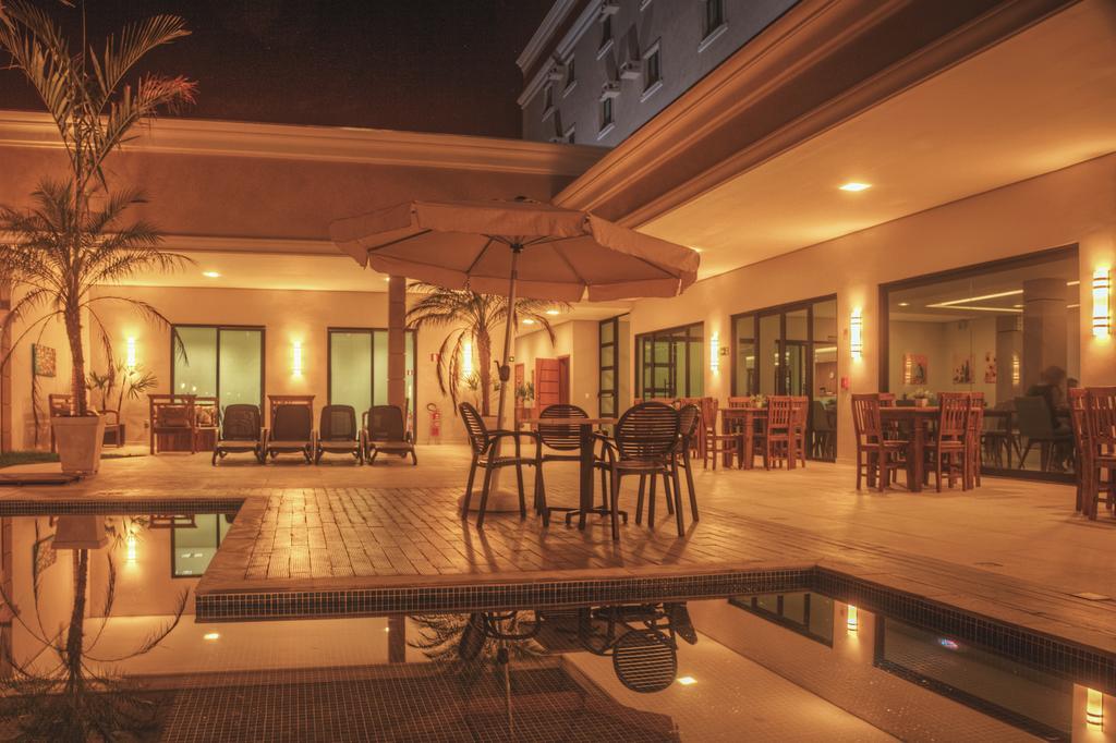 Class Hotel Pouso Alegre Exterior foto