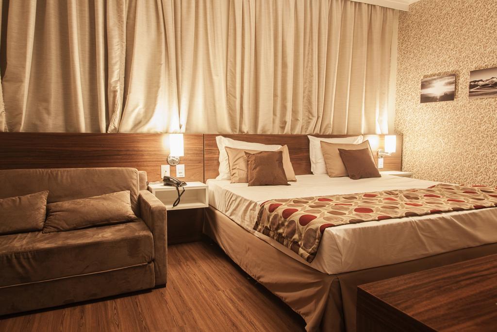 Class Hotel Pouso Alegre Exterior foto