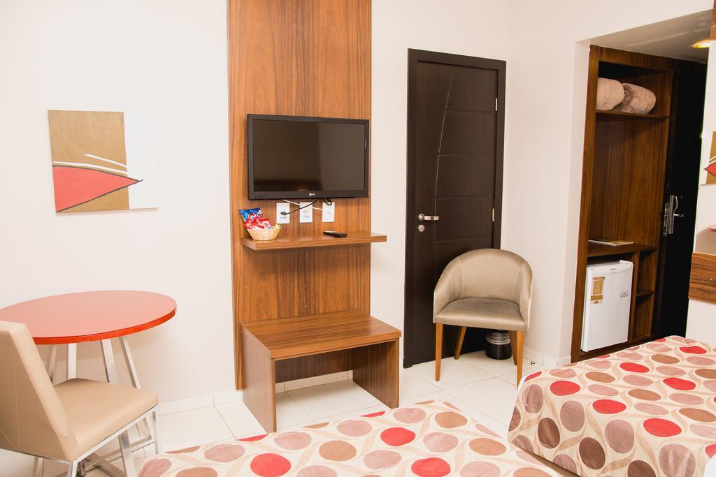 Class Hotel Pouso Alegre Exterior foto